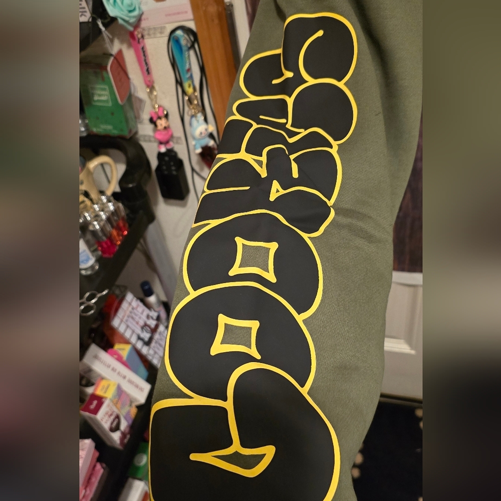 Cookies Olive Green Graphic Sweatpants - Picture 6 of 6